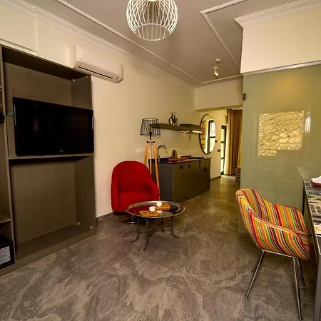 Warm Garden Flat With Patio Near Hadrian's Gate Lägenhet *